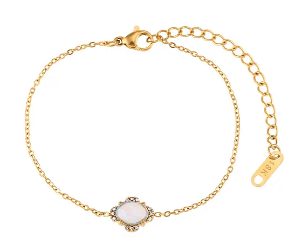 The Kate Bracelet - White